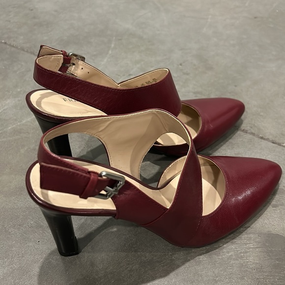 Franco Sarto Red Leather Slingback Pumps - Picture 3 of 5